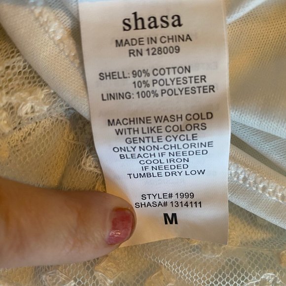 Shasa Women's White Lace Peplum Tank top Blouse sz M - Picture 9 of 10